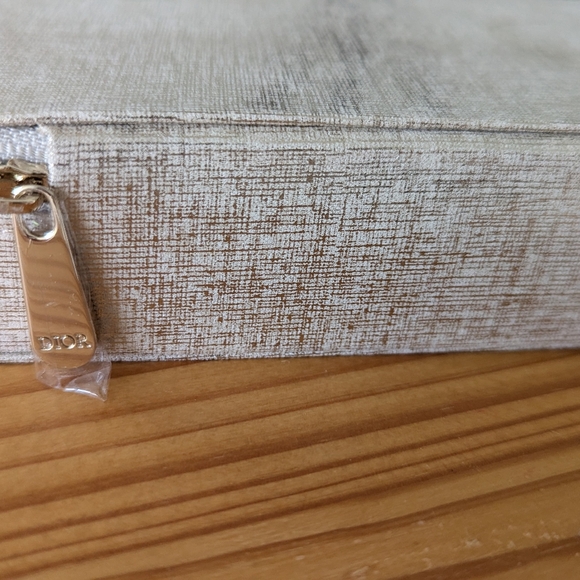 Dior case - Picture 5 of 6